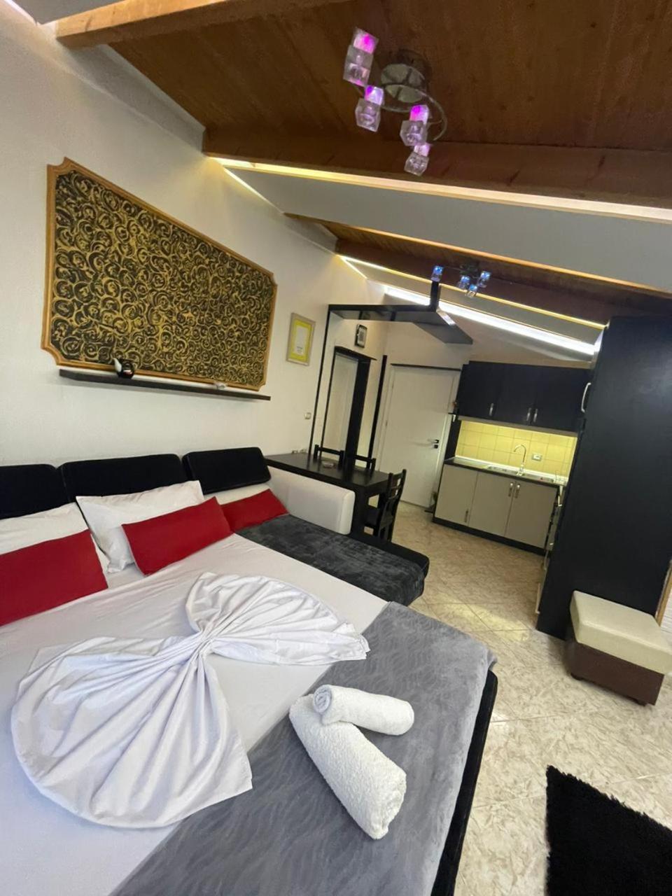 Vila Katalea Gjirokastër المظهر الخارجي الصورة