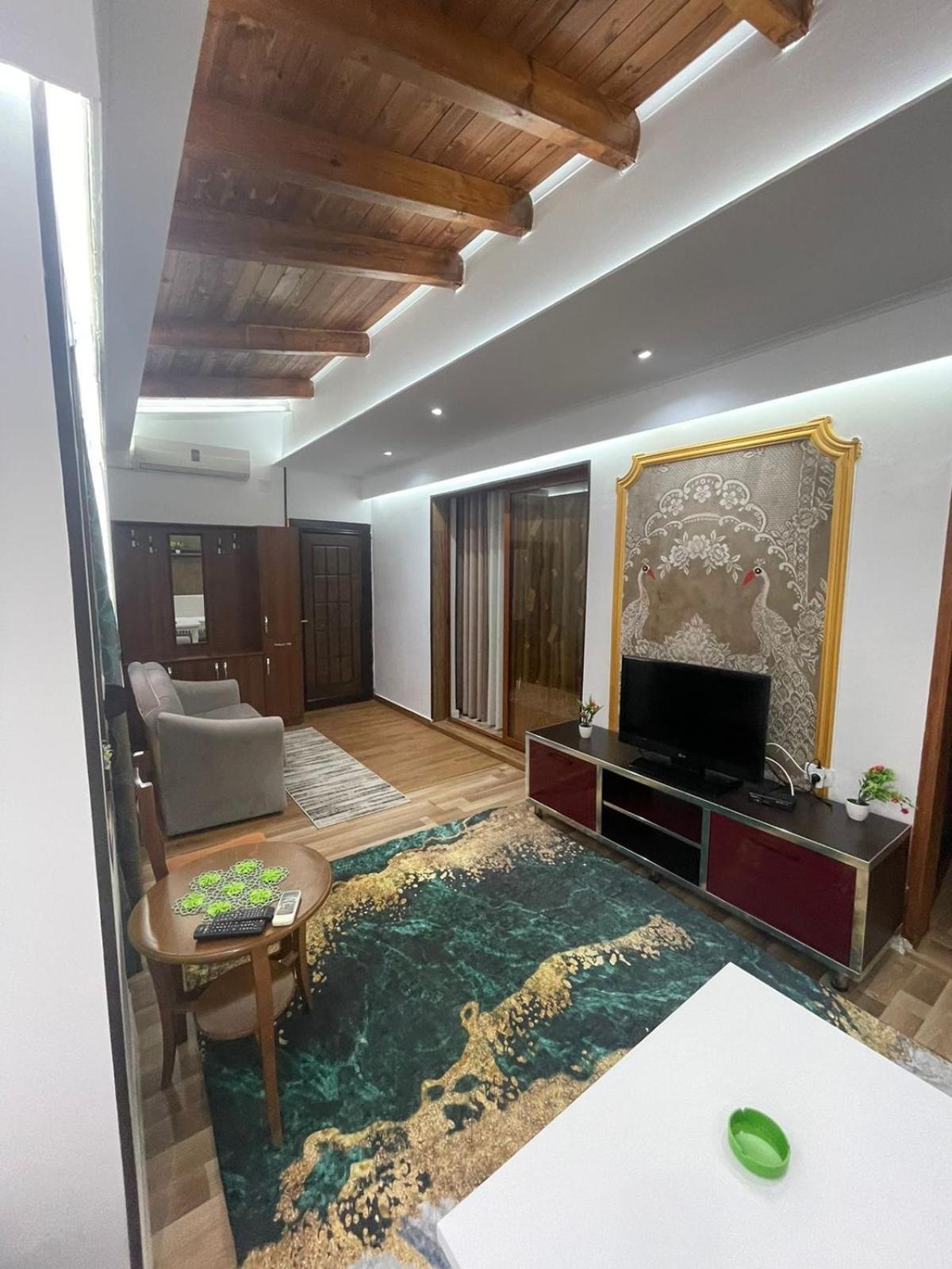 Vila Katalea Gjirokastër المظهر الخارجي الصورة