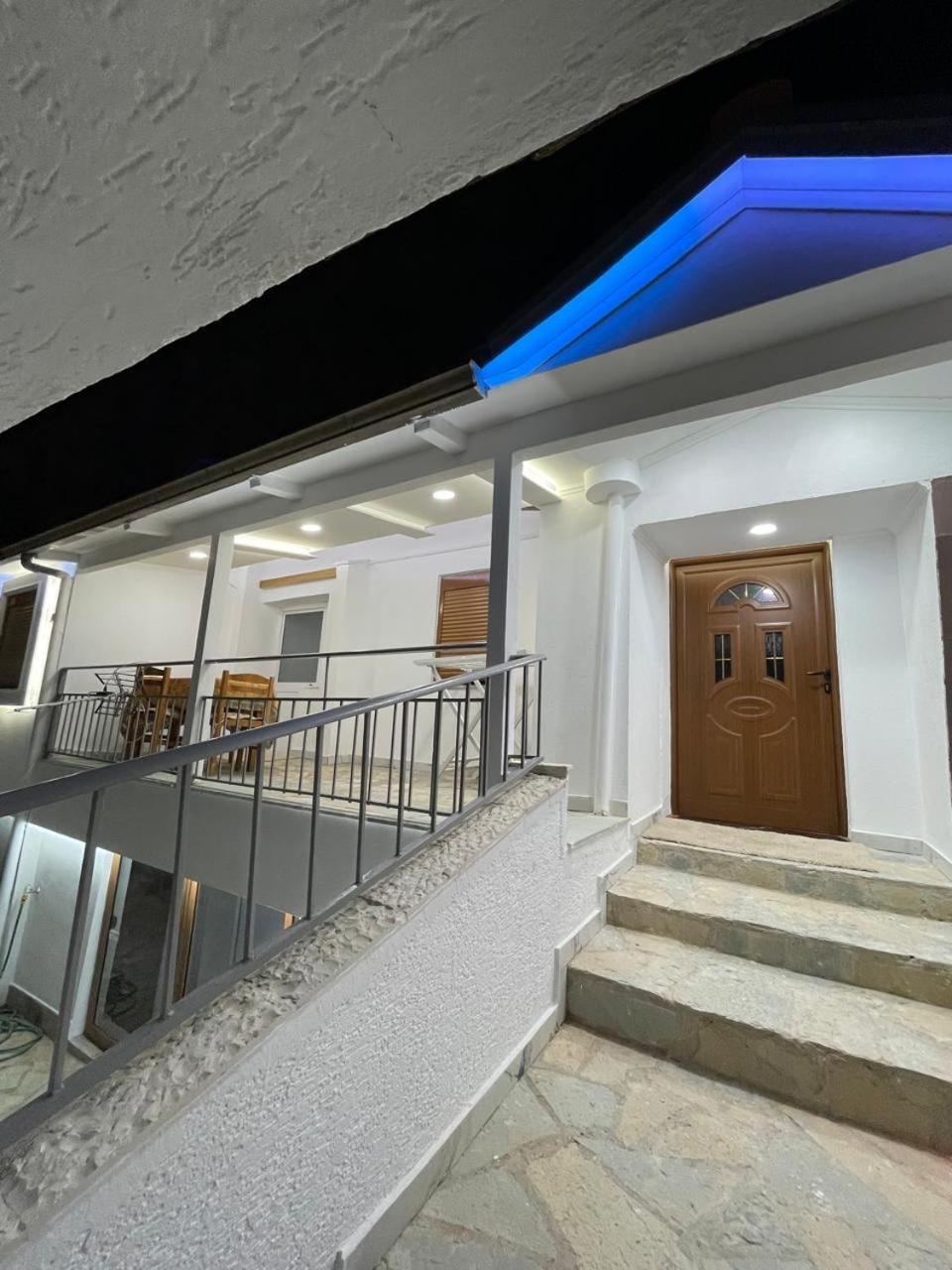 Vila Katalea Gjirokastër المظهر الخارجي الصورة